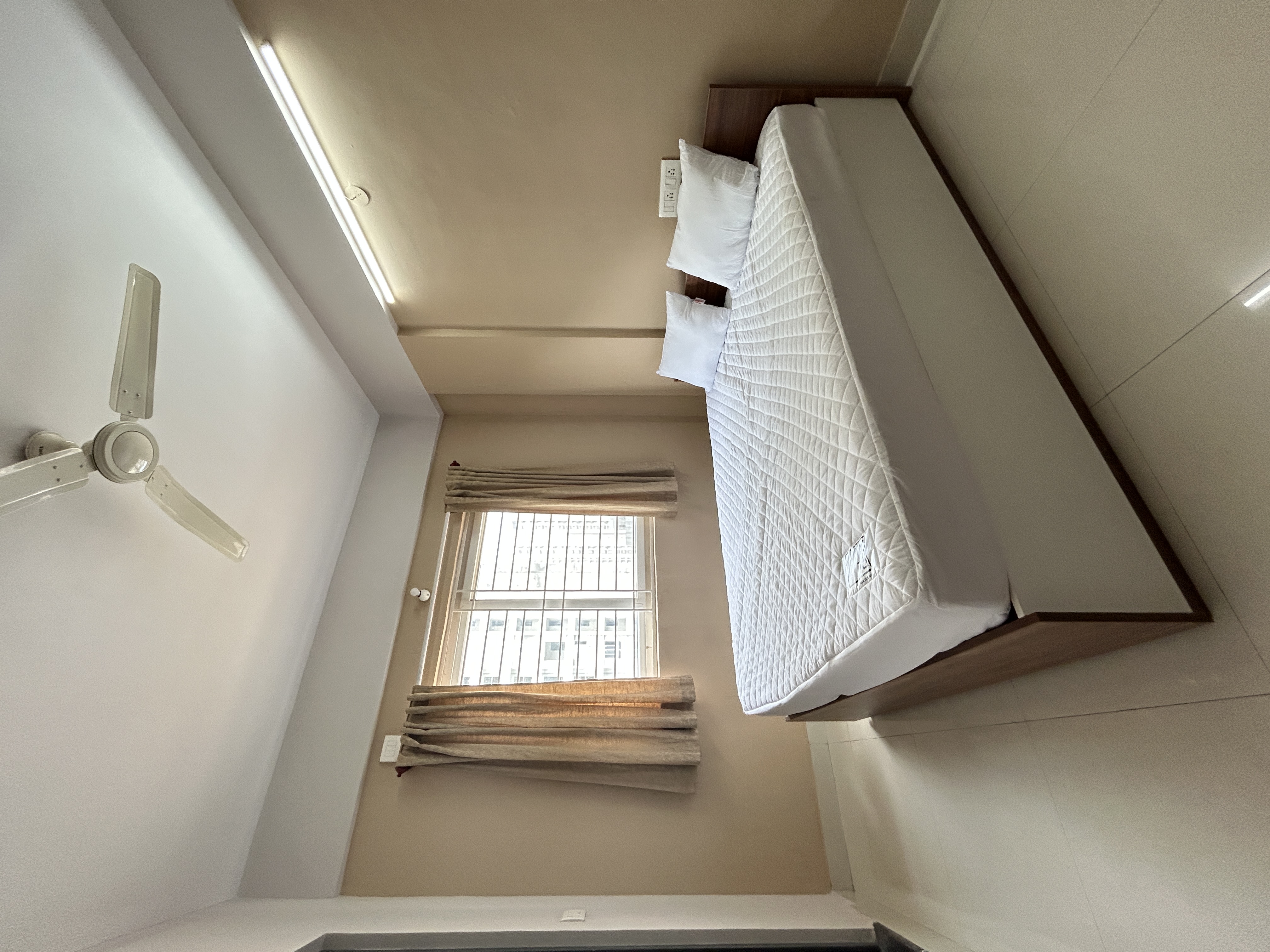 B302: Fully furnished 1 BHK Flat for rent in Whitefield | Kots Deux